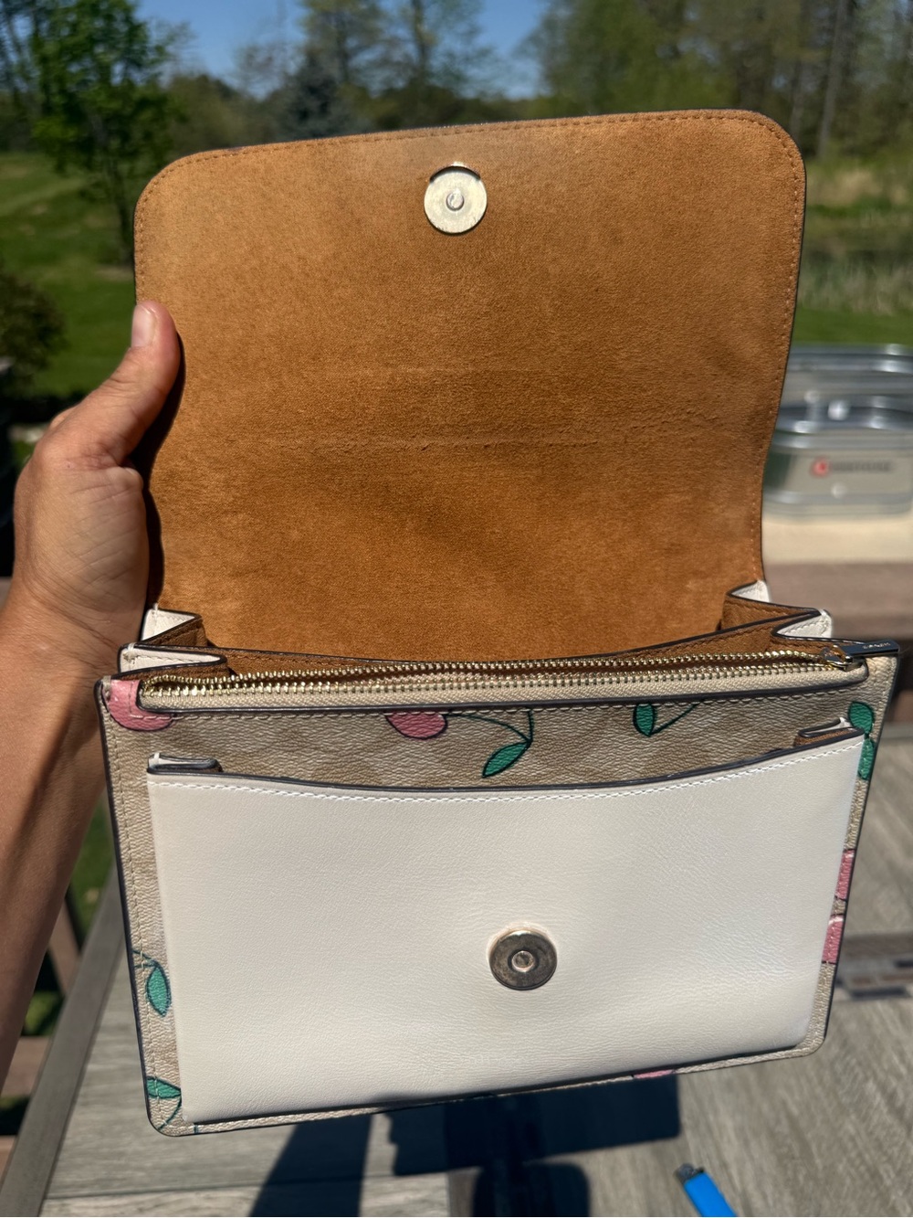 EUC Coach Klare Crossbody In Signature Canvas With Heart Cherry Print - Picture 12 of 17
